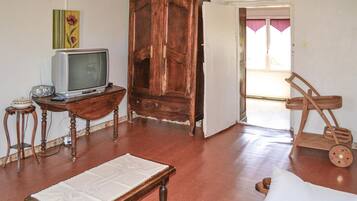 1 chambre, lit parapluie, Wi-Fi gratuit, draps fournis