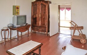 1 Schlafzimmer, Reisekinderbett, kostenloses WLAN, Bettwäsche