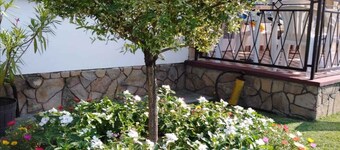 Holiday home with Internet and Barbecue