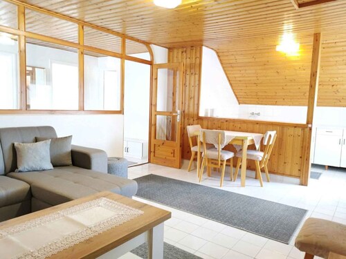 Holiday home with internet and barbecue facilities