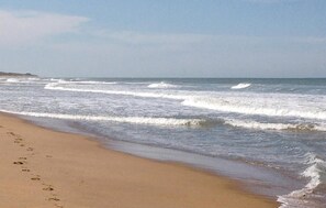 Beach nearby - Beautiful home in La Faute sur Mer (La Faute sur Mer)