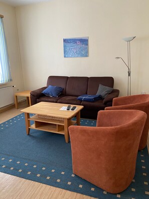 Unclassified image, 5 of 24, button