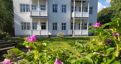 Residenz Seeblick 12 mit seitlichem Ostseeblick - Appartement 12 mit Balkon
