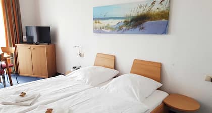 Residence Seeblick 12 with lateral Baltic Sea view - Apartment 12 with balcony