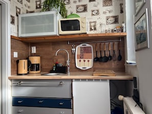 Kühlschrank, Mikrowelle
