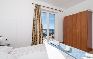 4 chambres, lit parapluie, Wi-Fi gratuit, draps fournis
