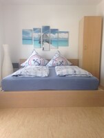 舒适四人房, 阳台 (Kim) | 客房服务设施