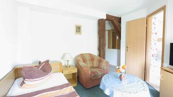 1 Schlafzimmer, Reisekinderbett, WLAN, Bettwäsche