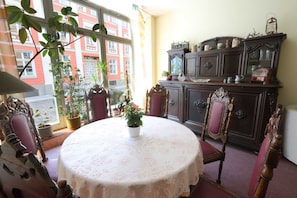 Botó d’imatge sense classificar, 5 de 10