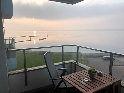 Meerblickappartement Schausende