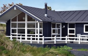 Exterior - Pet friendly home in Henne with sauna (Henne)