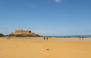 بالقرب من الشاطئ، صيد الأسماك