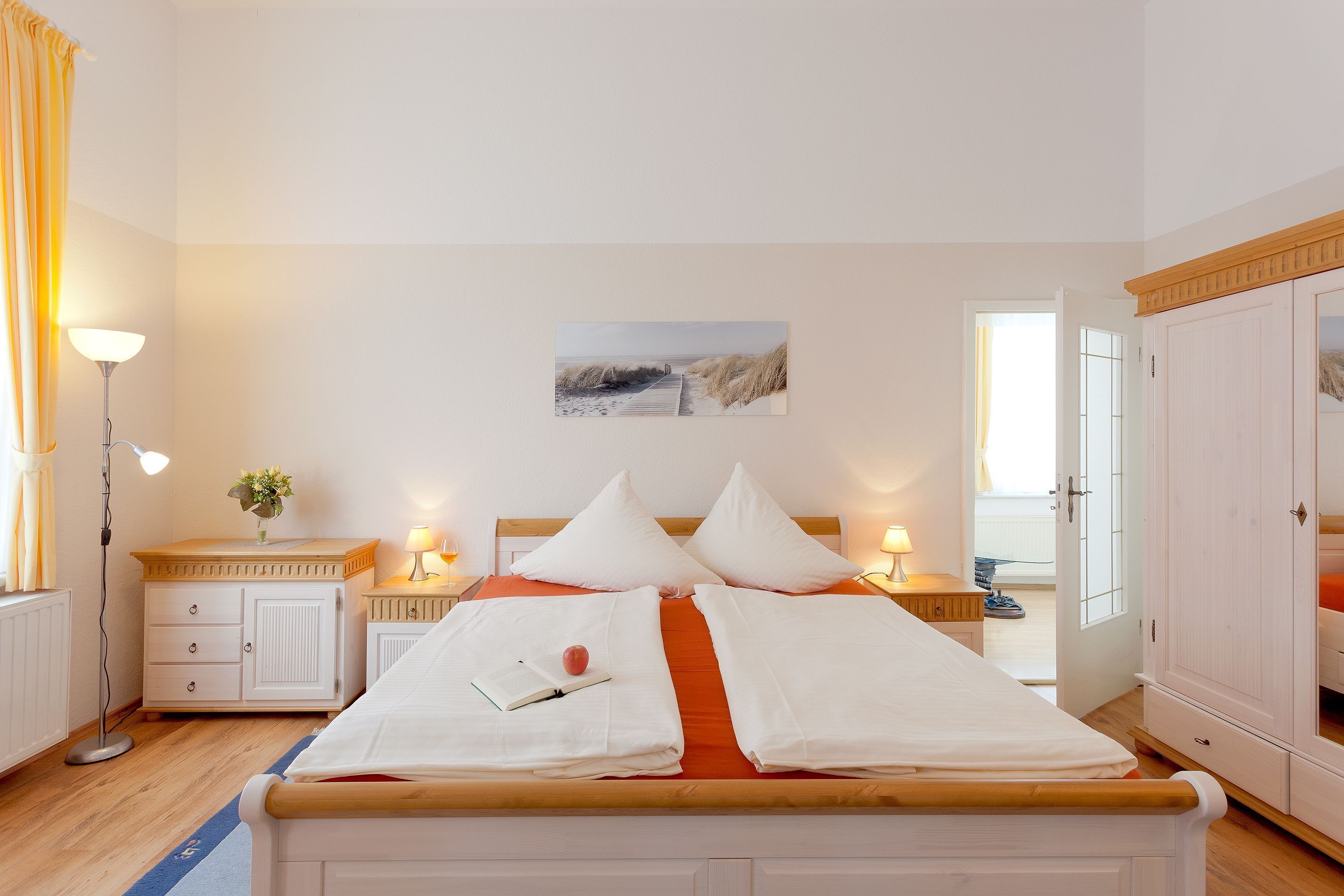 1 slaapkamer, een kluis op de kamer, reisbedje, wifi