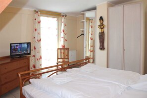 1 bedroom - (87) 2-room apartment with balcony facing south - Appartementhaus Atlantik (Kühlungsborn)