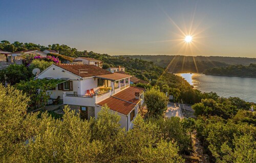 Schöne 2-Zimmer-Wohnung in Necujam