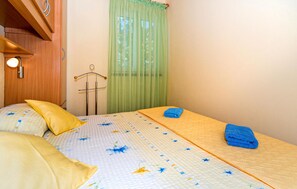 2 habitaciones, wifi gratis y ropa de cama 