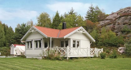 Nice home in Hjälteby