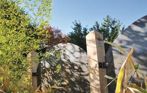 Property grounds - Beautiful home in Somme-Leuze with sauna (Somme-Leuze)