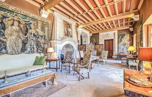 Interior - Nice home in St Martin des Combes (St Martin des Combes)