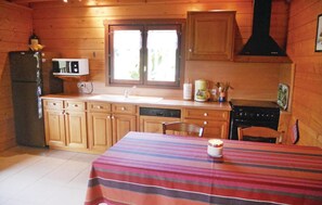Refrigerador, microondas, parrilla de estufa y lavavajillas 