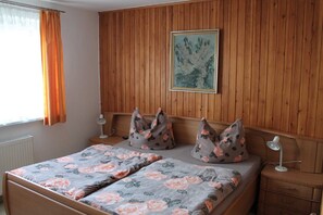 1 bedroom, bed sheets - Haus Ingrid / Pietsch GM 69670 - Haus Ingrid (Graal-Müritz)