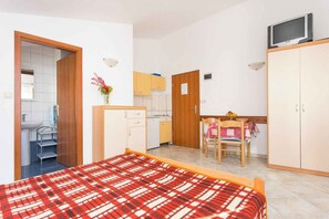 1 bedroom, WiFi