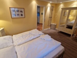 1 bedroom - (19) 2-room apartment - lake view - apartment house Atlantik (Kühlungsborn)