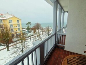 Property grounds - (19) 2-room apartment - lake view - apartment house Atlantik (Kühlungsborn)