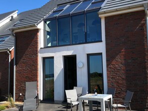 Outdoor dining - Apartment 07 - gate to the sea (Helgoland)