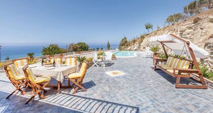 Awesome home in Agropoli SA