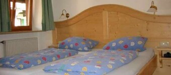 Apartment 5 75 sqm - family farm-mountain hammer