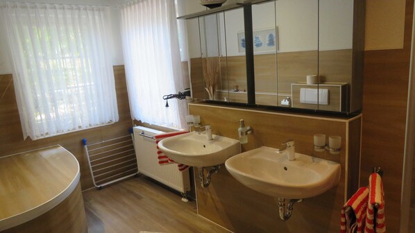 Imagen sin descripción, 1 de 9, botón