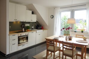 Fridge, oven, dishwasher, highchair