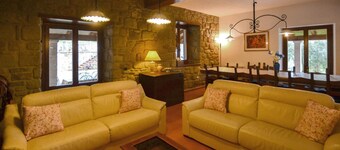 Stunning home in Pratovecchio AR