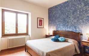 4 bedrooms, travel cot, free WiFi - Stunning home in Pratovecchio AR (Pratovecchio AR)