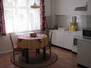 Uklassifisert bilde, 4 av 5, knapp