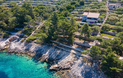 Gorgeous home in Tankaraca with WiFi
