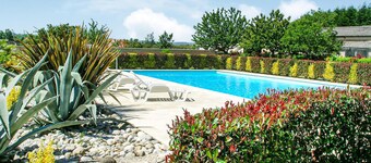Amazing home in Gardonne with WiFi