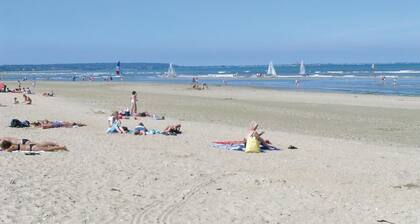Magnifique maison Ă Lestre avec WiFi