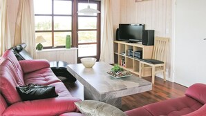 TV, peis og stereoanlegg