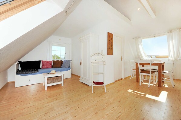 Imagen sin descripción, 1 de 33, botón