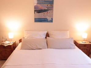 3 Schlafzimmer, Reisekinderbett, WLAN