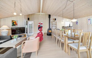 تناول الطعام