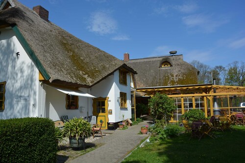 3 - "Up'n Hoff", Germany