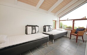 3 bedrooms, free WiFi