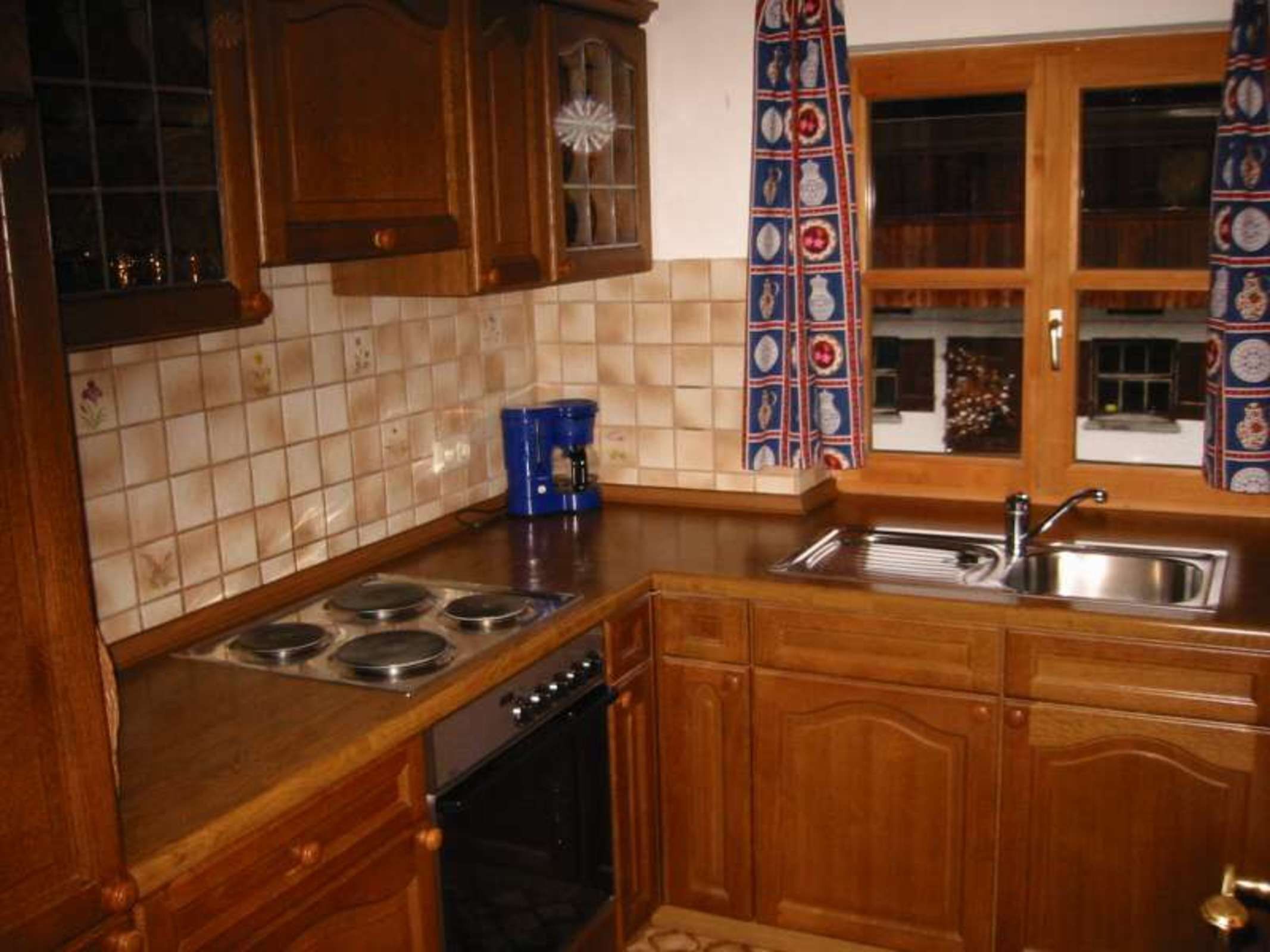 Réfrigérateur, micro-ondes, four, lave-vaisselle