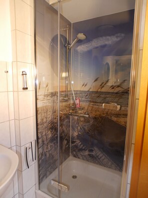 Unclassified image, 3 of 13, button - Apartment Type 3 - House Roggow (Karlshagen)