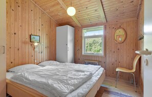 4 habitaciones, cuna de viaje y wifi gratis 