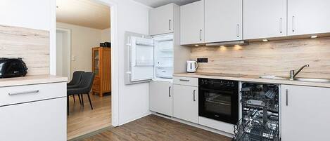 Fridge, microwave, oven, dishwasher