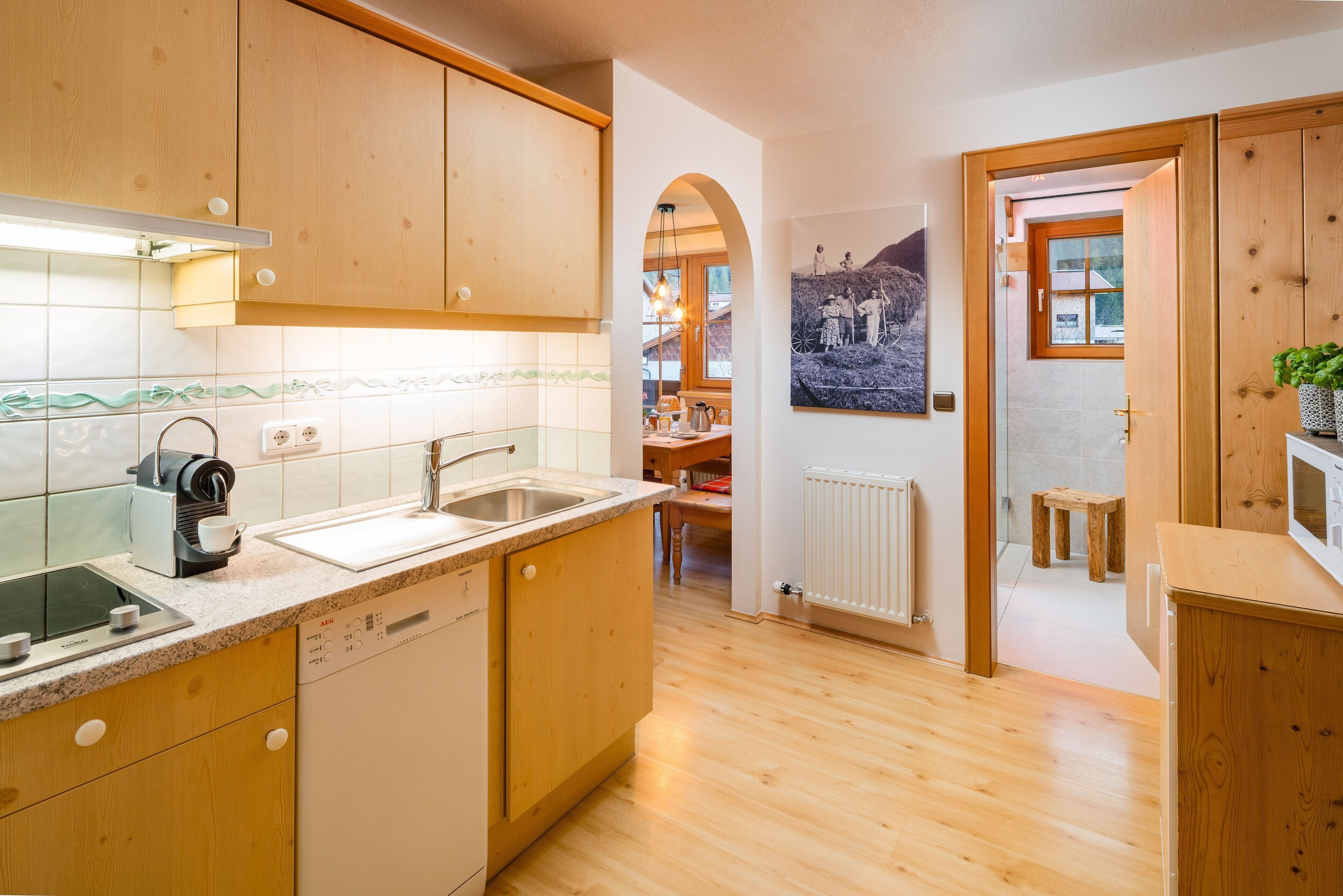 Kühlschrank, Mikrowelle, Geschirrspüler